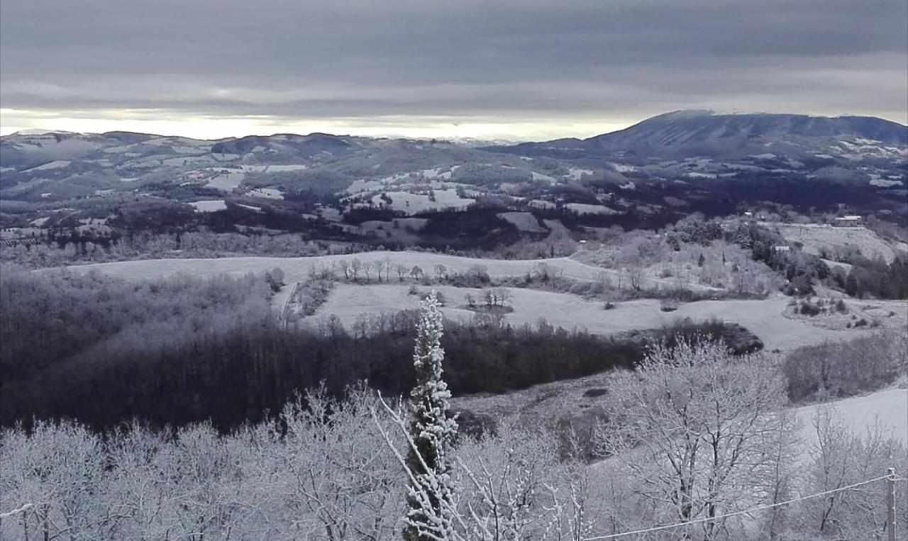 Agriturismo Montesalce Villa Gubbio Kültér fotó