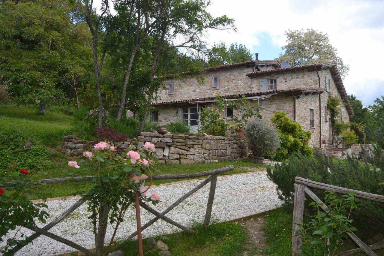 Agriturismo Montesalce Gubbio Kültér fotó