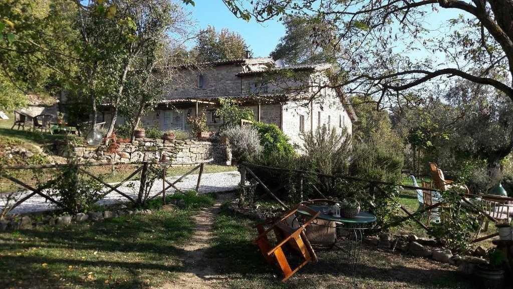 Agriturismo Montesalce Gubbio Kültér fotó