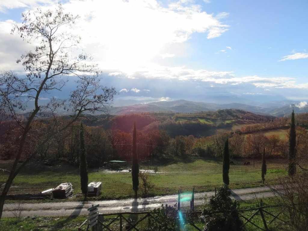 Agriturismo Montesalce Gubbio Kültér fotó